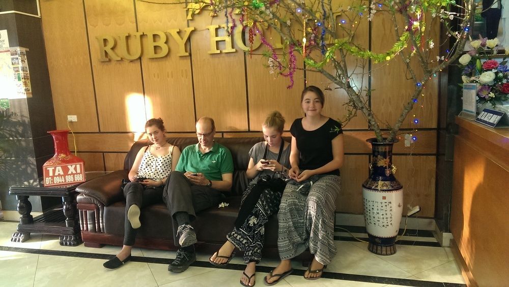 Ruby Hotel Diện Biên Phủ Buitenkant foto